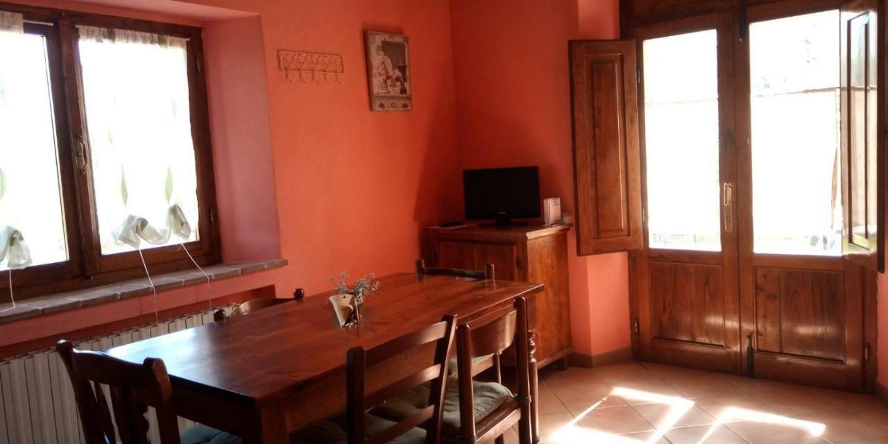 Tulipano Country Resort Джайоле ин Кианти Екстериор снимка